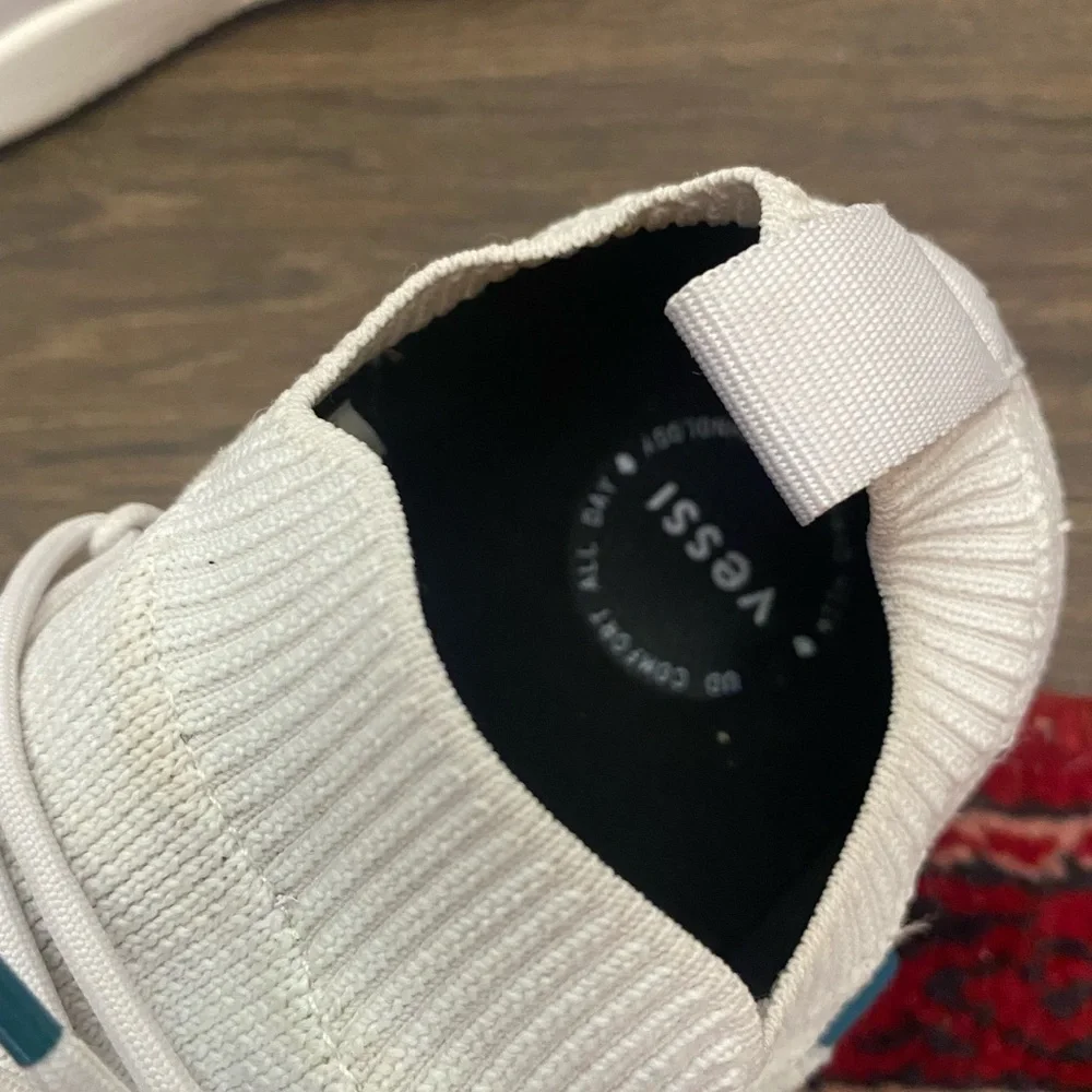 Vessi Womens Cityscape Classics White Sneakers Size 7 Waterproof Dyma-Tex
